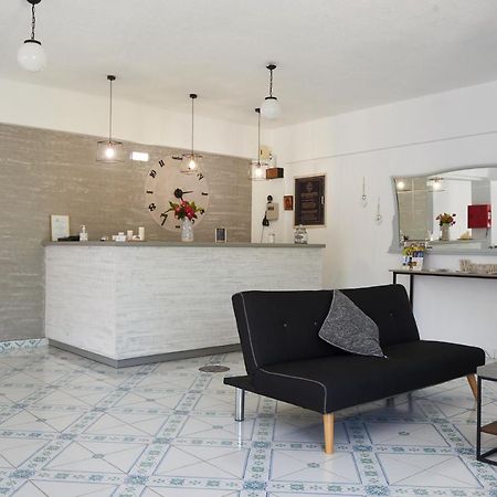 Hotel Athina Grikos Bay  Екстер'єр фото